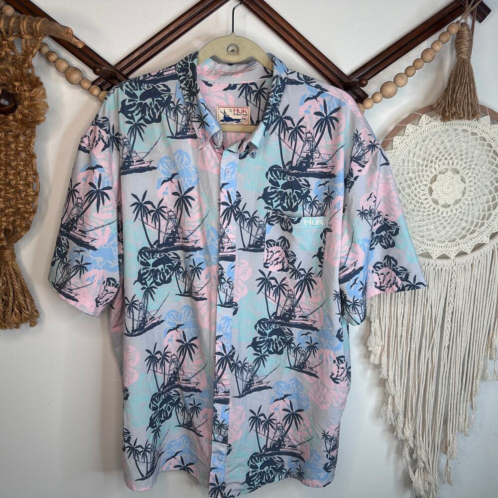 Huk Kona Paraside Tropical Button Down